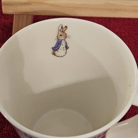 Beatrix Potter PETER RABBIT Queens Kitchen Tea Cup Coffee Mug 3.5" Tall 2009 - Picture 8 of 8